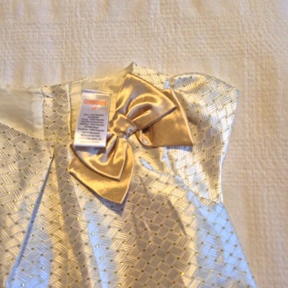 Gymboree girls size 2T gold shift style dress with gold bow, NWOT - Picture 2 of 6